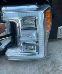 Alternative view of Ford f250 lariat front clip 17-19 Ford f250 lariat front clip Fits 2017 to 2019 comes with everything seen in pictures everything is in brand new conditions price