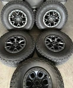 Brand new 2023 Ford f150 raptor r beadlock 17” wheels and tires Tire size 315/70r17 bfgoodrich