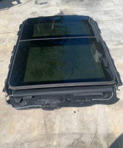 2017-2022 ford f250 f350 sunroof glass assembly in excellent condition