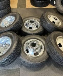 NEW 2025 Ford F350 Dually wheels & tires 8x200$3000These are brand new off of 2025 trucks with less than 50 miles. These will fit any Ford f350 Dually years 2005-2025. 4- OEM Ford/King Ranch center caps included32- lug nuts 2- rear steel wheels 4- polished aluminum wheels 6- Michelin LTX all-terrain tires 245/75r17