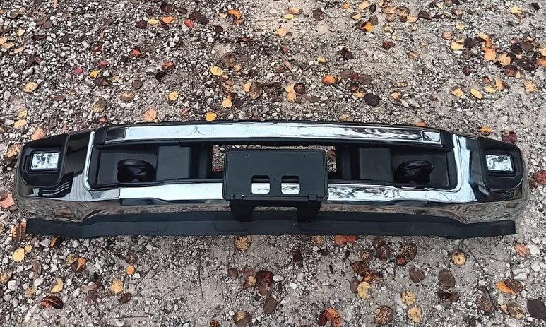 2020 2021 2022 Ford F250 F350 F450 F550 OEM Chrome Ftont Bumper with Fog Lights